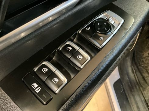 Used 2021 Kia Telluride EX w/ EX Premium Package image 15