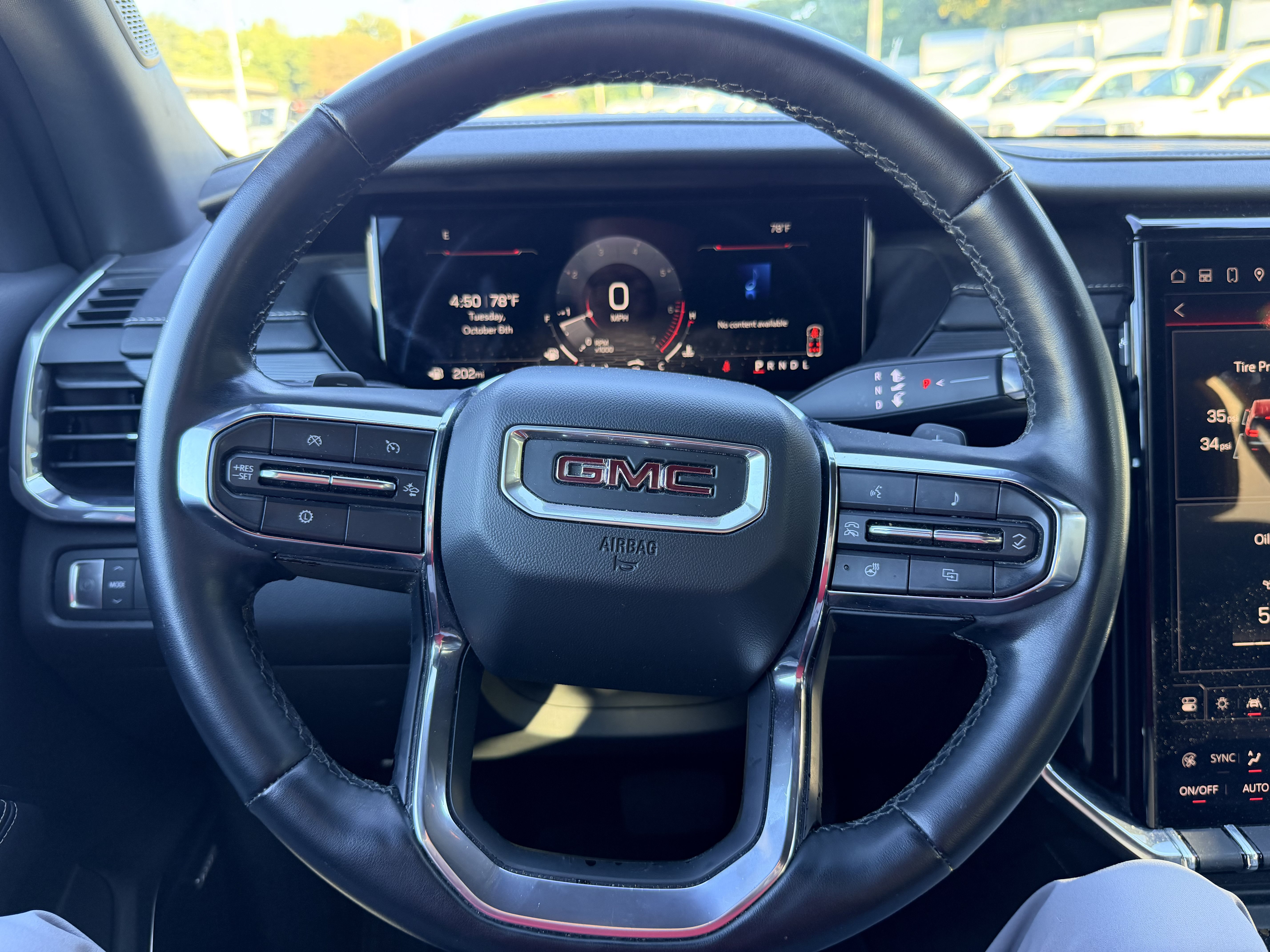 Used 2024 GMC Acadia Elevation FWD image 13