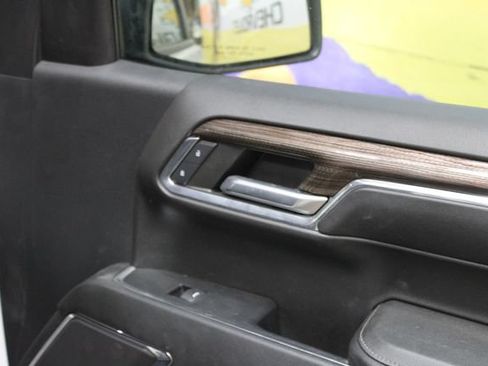 Used 2024 Chevrolet Silverado 1500 LT AWD/4WD image 11