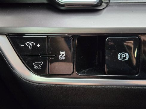 Used 2025 Kia Sportage EX w/ Premium Package FWD image 26