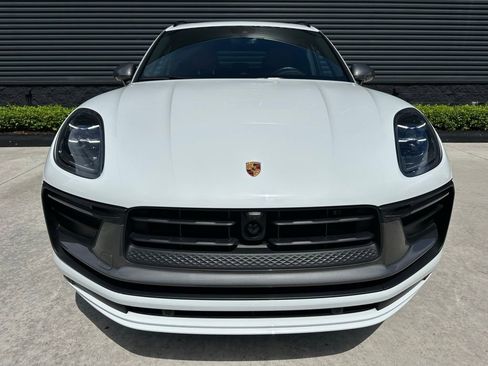 Certified 2023 Porsche Macan Turbo AWD/4WD image 8