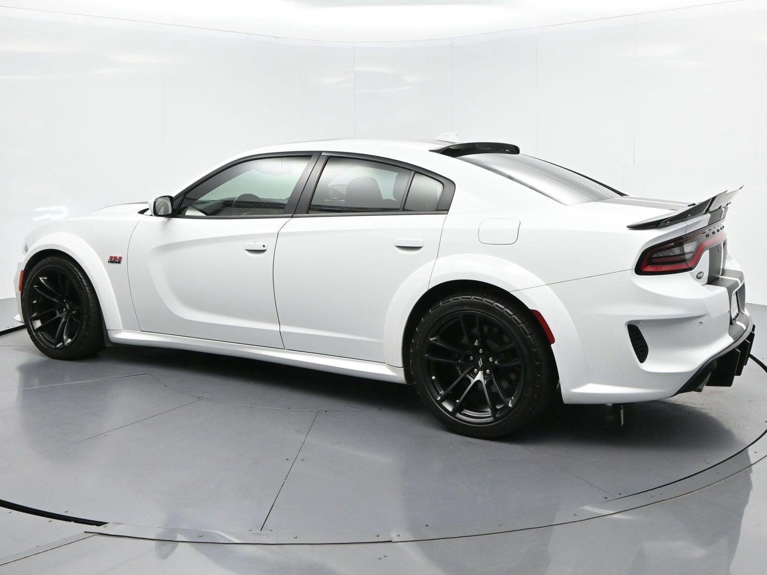 Used 2022 Dodge Charger Scat Pack RWD image 5