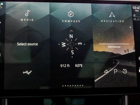 Used 2023 Land Rover Range Rover SE image 21