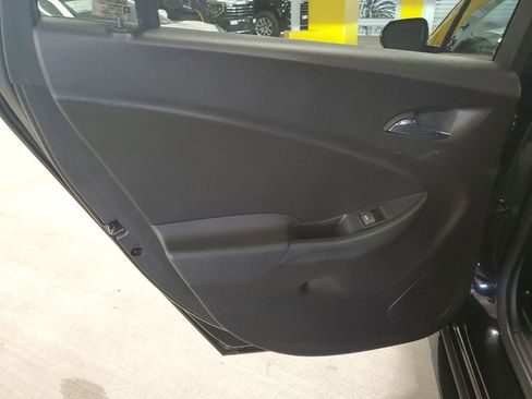 Used 2018 Chevrolet Volt LT w/ LT Driver Confidence Package image 14