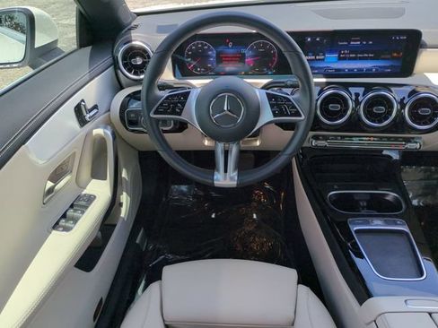 Used 2025 Mercedes-Benz CLA 250 image 17