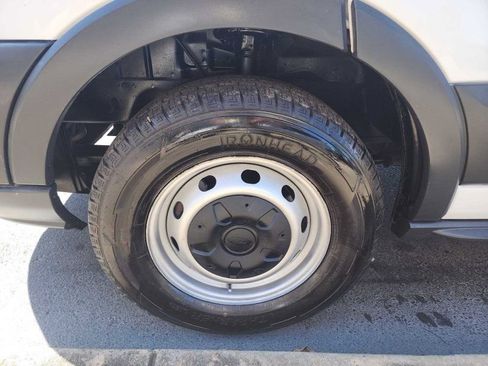 Used 2017 Ford Transit 250 250 image 9