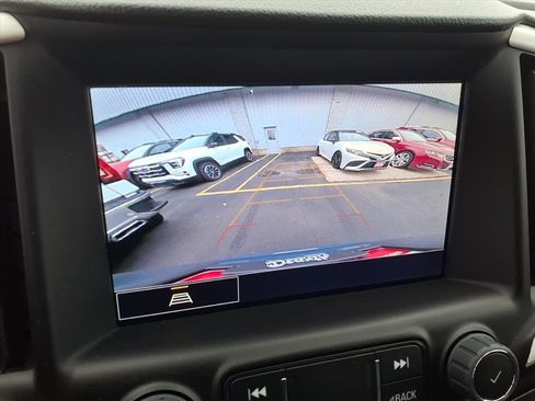 Used 2024 GMC Terrain SLT image 9