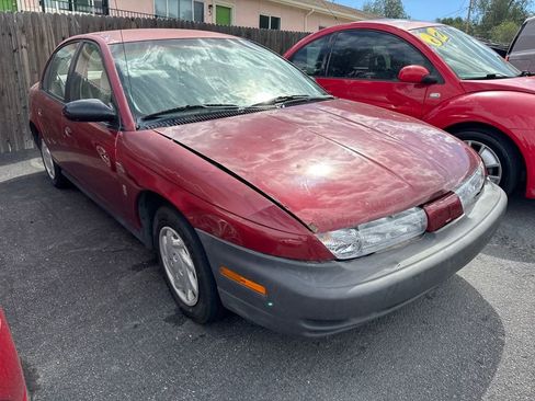 Used 1997 Saturn S-Series SL image 4