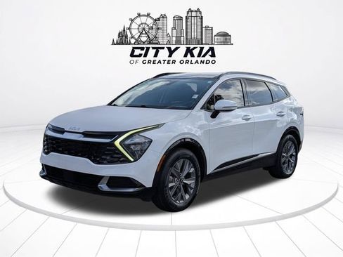 Certified 2023 Kia Sportage SX FWD image 2