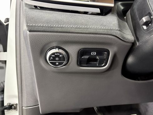 Used 2024 Mercedes-Benz EQE AMG 4MATIC SUV image 11