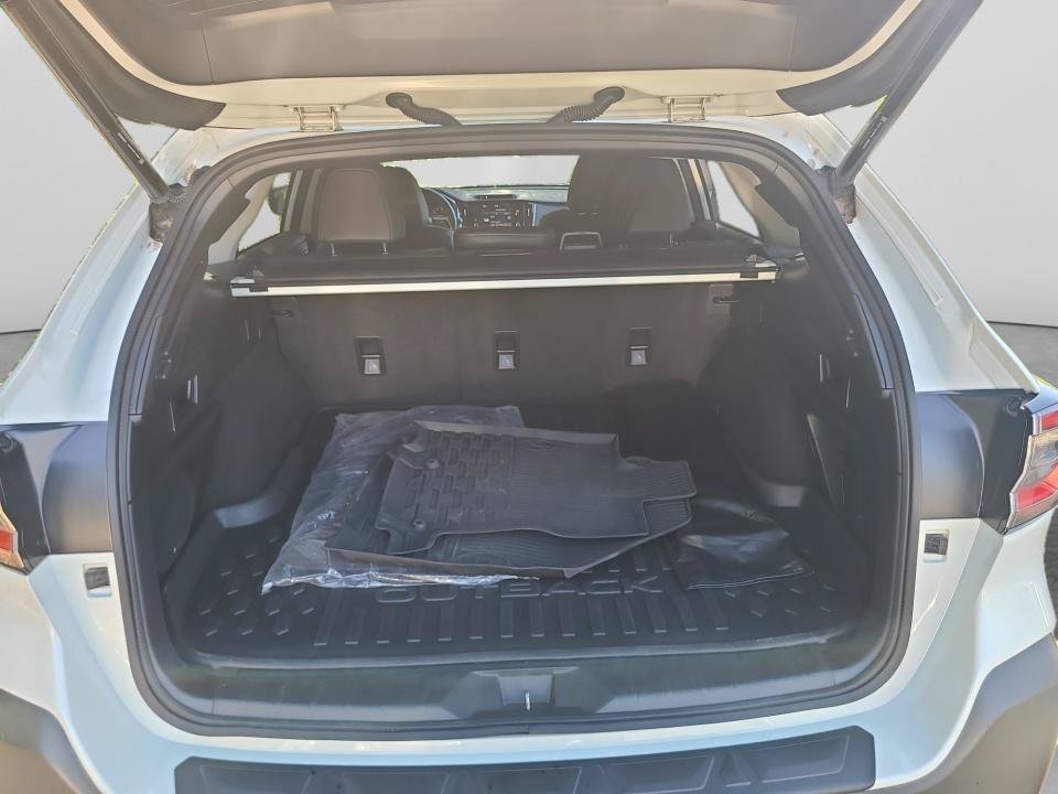 Used 2023 Subaru Outback Limited AWD/4WD image 15