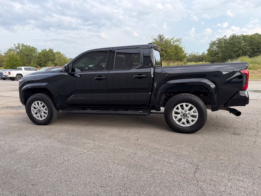 Certified 2025 Toyota Tacoma SR5 AWD/4WD image 8