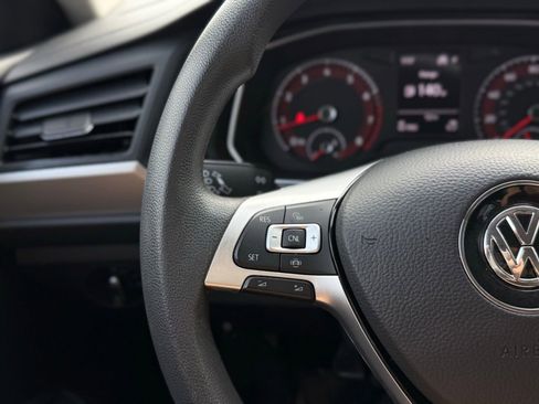 Used 2021 Volkswagen Jetta S image 28