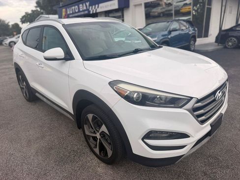 Used 2017 Hyundai Tucson Sport AWD/4WD image 4