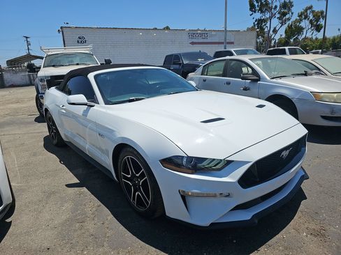 Used 2019 Ford Mustang GT Premium w/ Equipment Group 401A RWD image 4