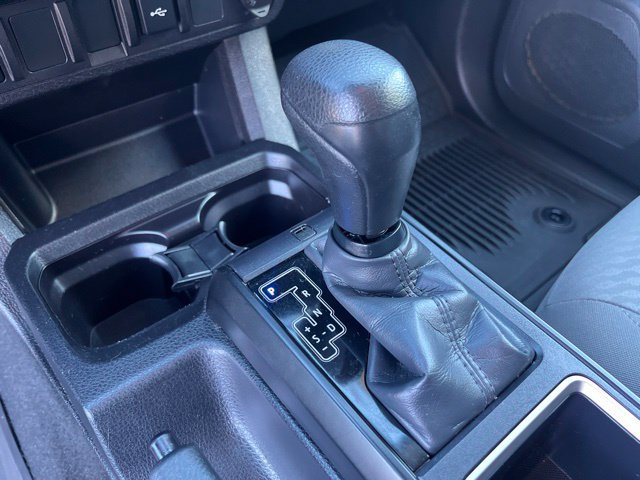 Used 2023 Toyota Tacoma SR AWD/4WD image 28