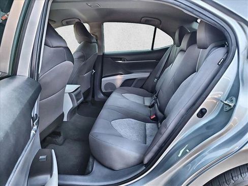Used 2022 Toyota Camry LE FWD image 18