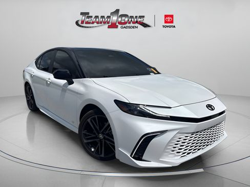 Used 2026 Toyota Camry XSE FWD image 1