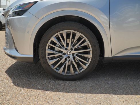 Used 2025 Lexus RX 350 w/ Convenience Package AWD/4WD image 10