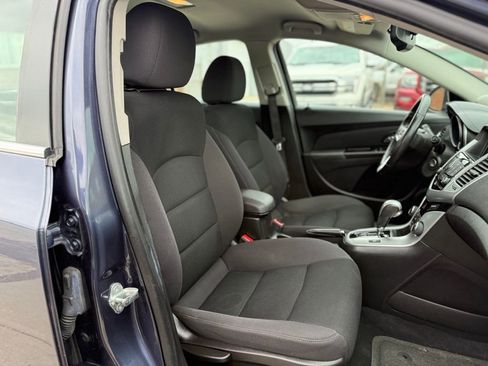 Used 2014 Chevrolet Cruze LT FWD image 23