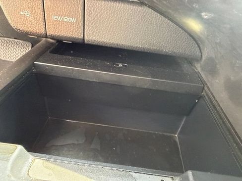 Used 2023 Toyota Camry XSE FWD image 20