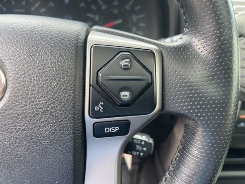 Used 2019 Toyota 4Runner SR5 Premium AWD/4WD image 28