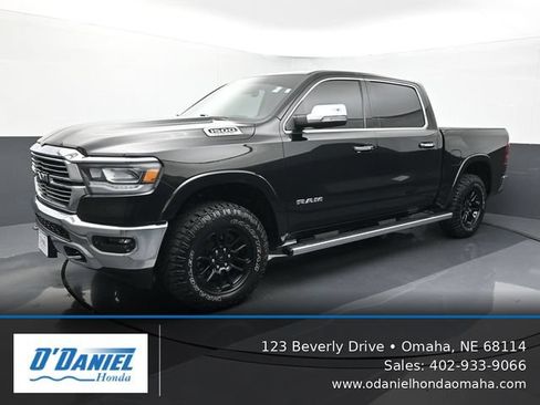 Used 2022 RAM 1500 Laramie AWD/4WD image 1