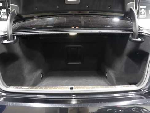 Used 2021 BMW M760i xDrive w/ Luxury Rear Seating Package image 25