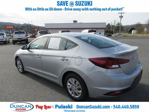 Used 2020 Hyundai Elantra SE w/ Cargo Package (C1) image 5
