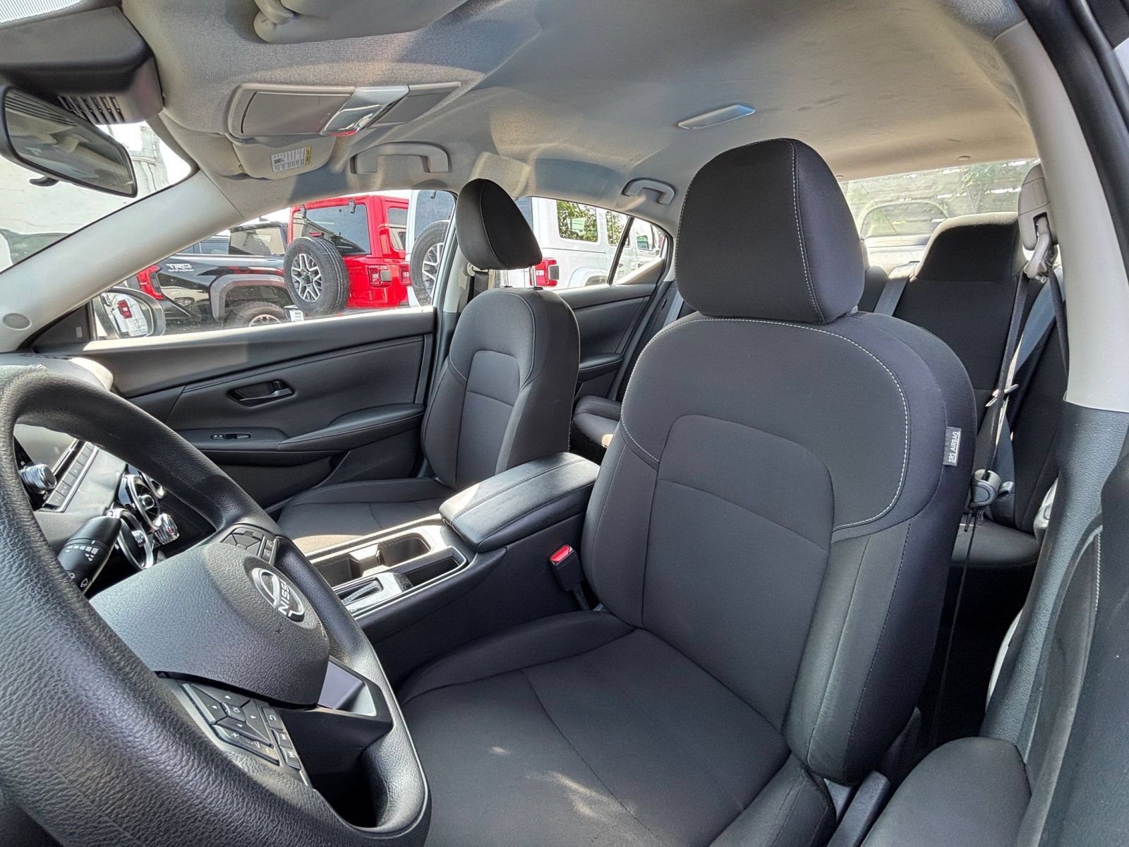 Used 2025 Nissan Sentra S FWD image 33