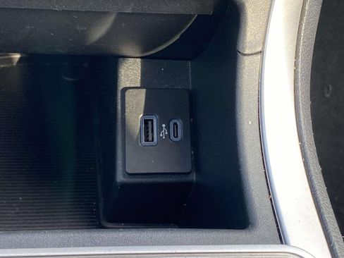 Used 2024 Ford Edge SEL AWD/4WD image 27