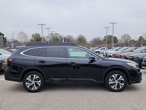 Certified 2022 Subaru Outback Limited image 2