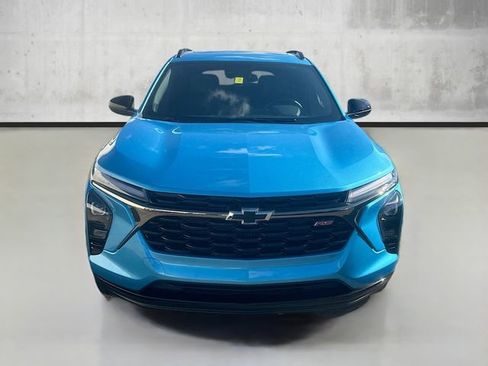 New 2026 Chevrolet Trax RS image 2