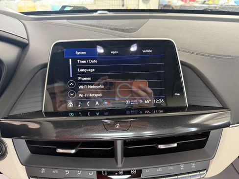 Used 2022 Cadillac CT4 Premium Luxury AWD/4WD image 17