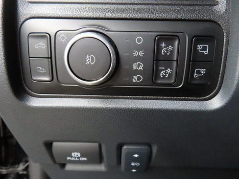 Used 2025 Ford F250 Platinum image 63