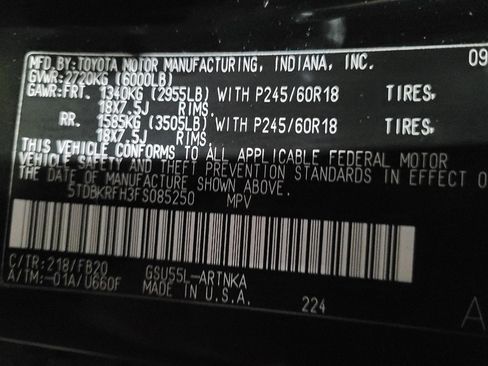 Used 2015 Toyota Highlander LE image 33