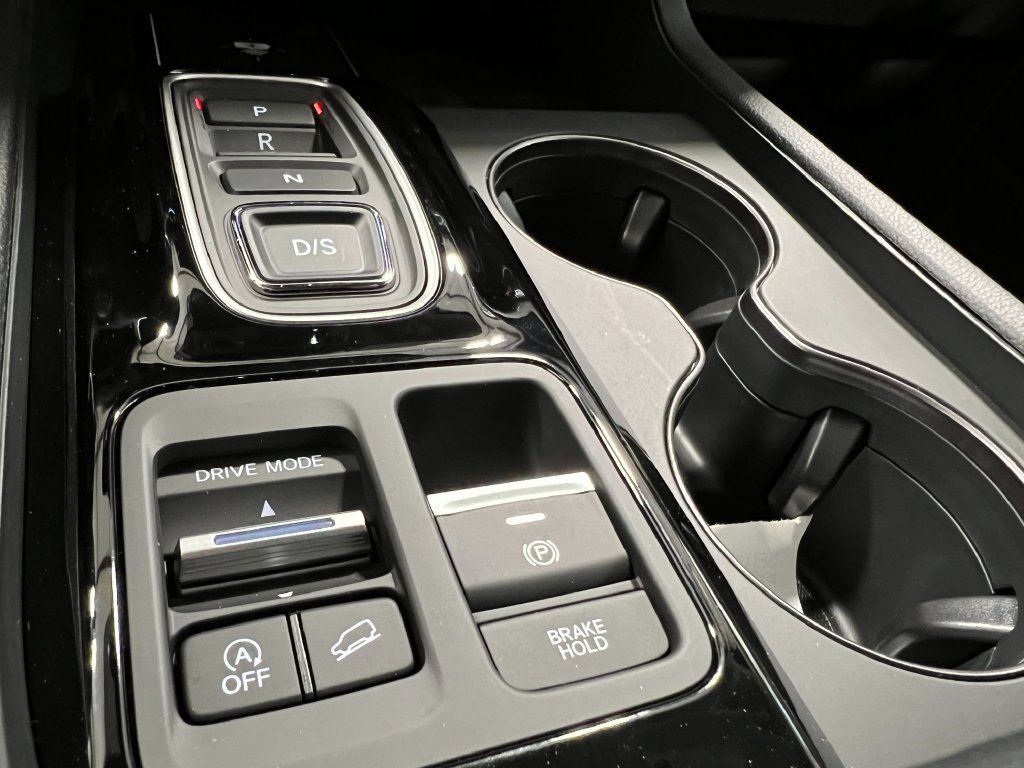 Used 2025 Honda Pilot EX-L image 21