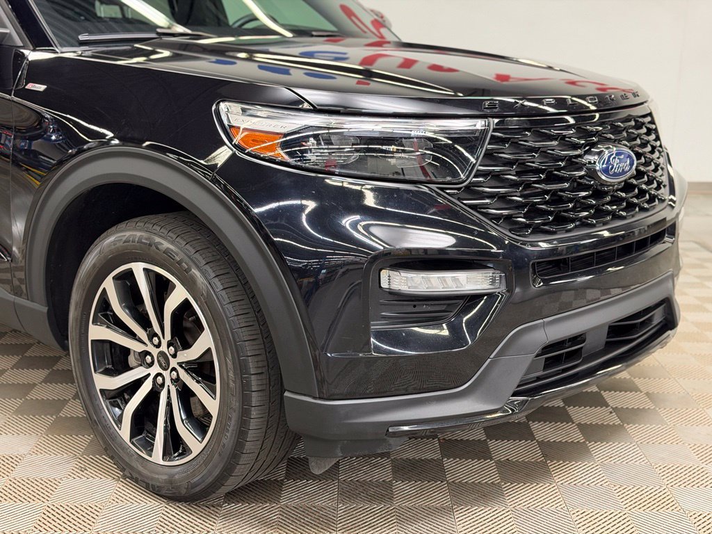 Used 2024 Ford Explorer ST-Line w/ Class IV Trailer Tow Package AWD/4WD image 10