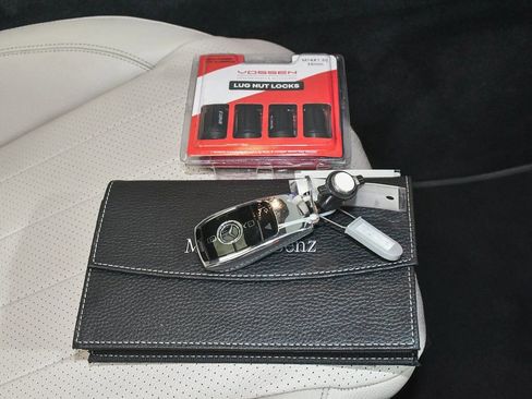 Used 2022 Mercedes-Benz E 450 4MATIC Sedan w/ Night Package image 62