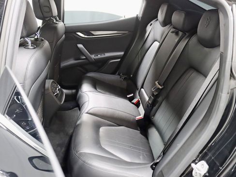Used 2019 Maserati Ghibli RWD image 27