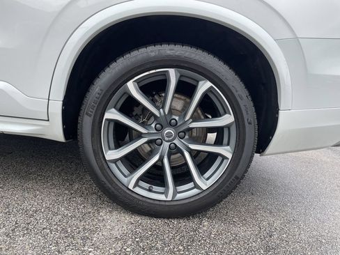 Used 2016 Volvo XC90 T6 Momentum AWD/4WD image 10