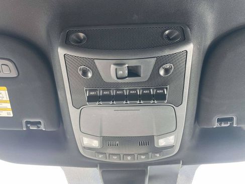 Used 2022 Ford F250 Lariat w/ Black Appearance Package AWD/4WD image 21