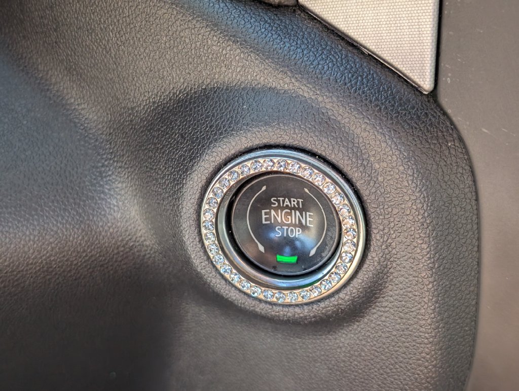 Used 2020 GMC Sierra 1500 SLT RWD image 21