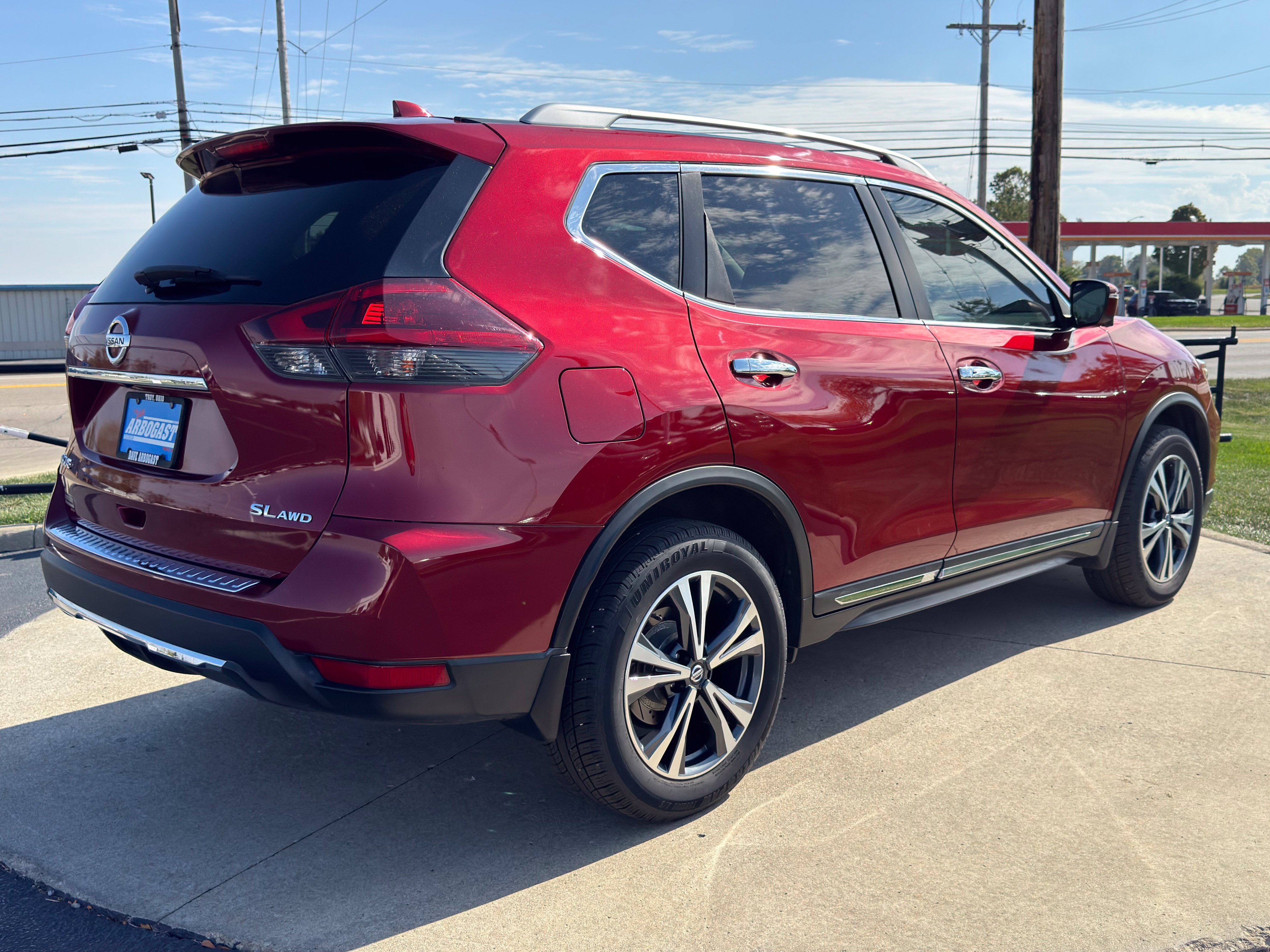 Used 2018 Nissan Rogue SL w/ Premium Package AWD/4WD image 7