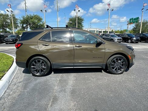 Certified 2024 Chevrolet Equinox RS FWD image 4