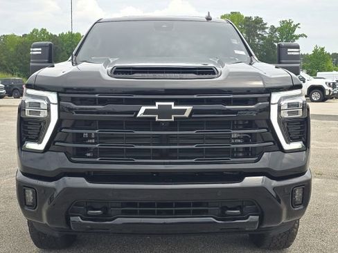 Used 2024 Chevrolet Silverado 2500 LTZ w/ LTZ Plus Package AWD/4WD image 8