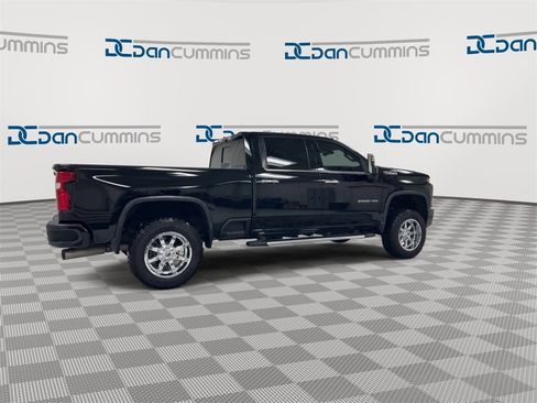 Used 2020 Chevrolet Silverado 2500 High Country w/ Z71 Off-Road Package image 8