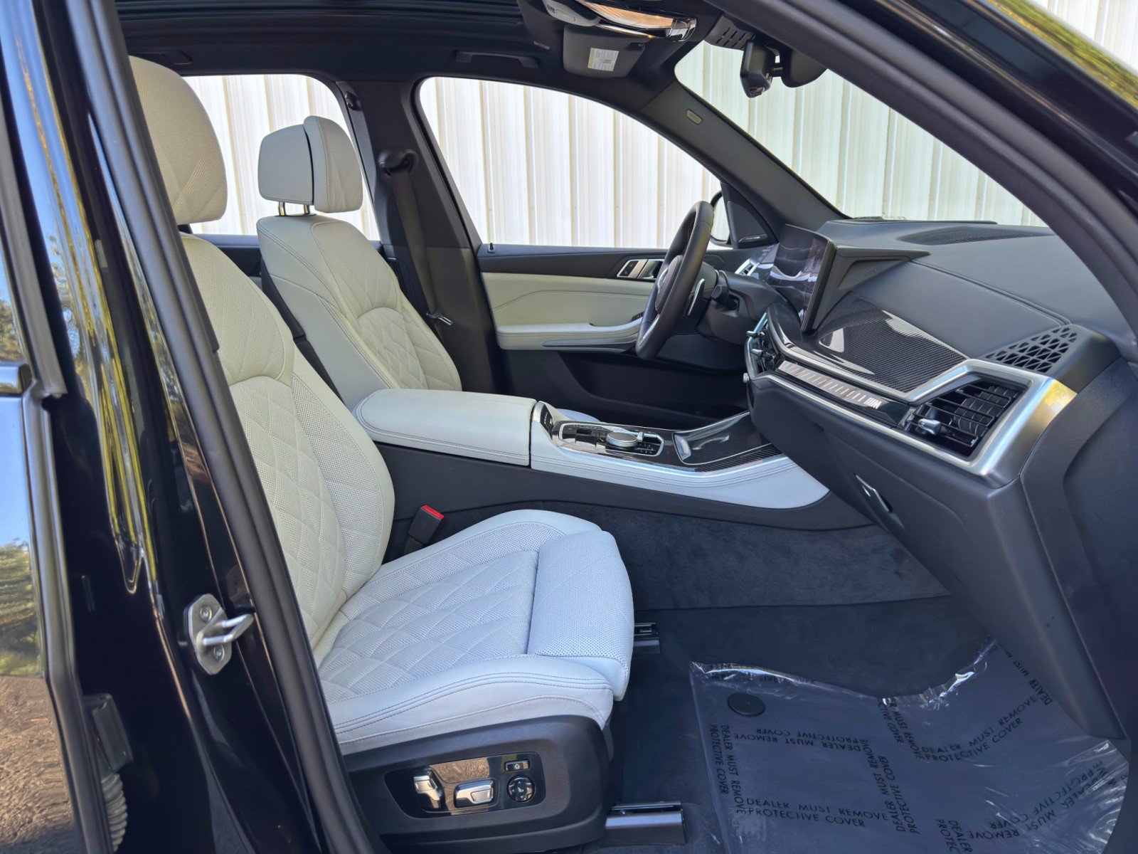 Used 2025 BMW X5 M60i w/ Climate Comfort Package AWD/4WD image 16