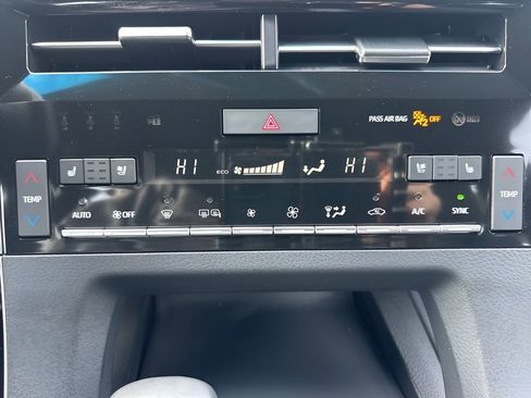 Used 2019 Toyota Avalon Touring image 20