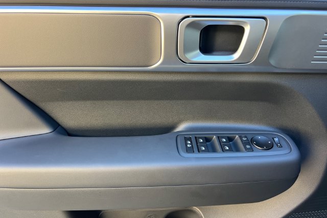 New 2027 Hyundai Santa Fe SE FWD image 10